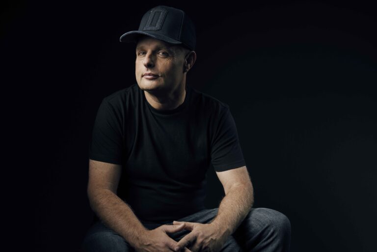 Dave Pearce returns with new syndicated show