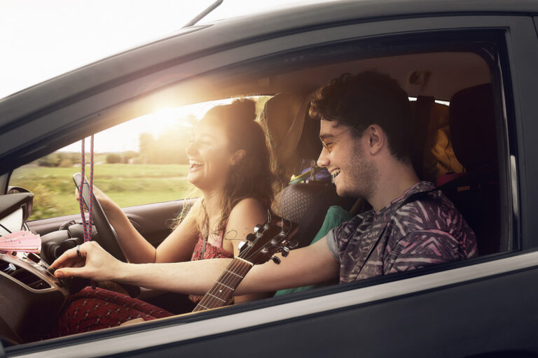 Record year for DAB radio as standard in new vehicles