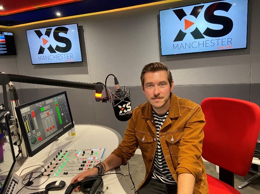 Alex James moves from Hits Radio to XS Manchester – RadioToday