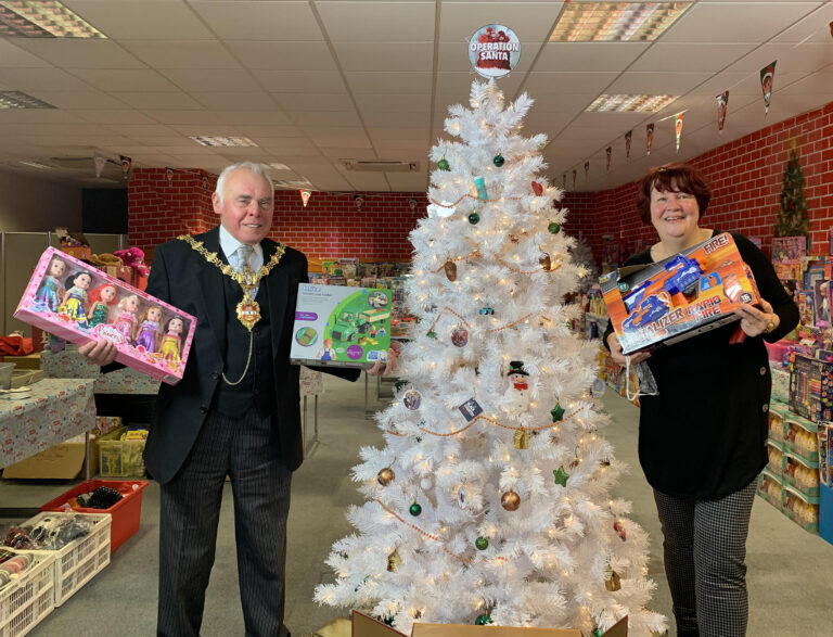 Black Country Radio celebrates Santa Appeal success