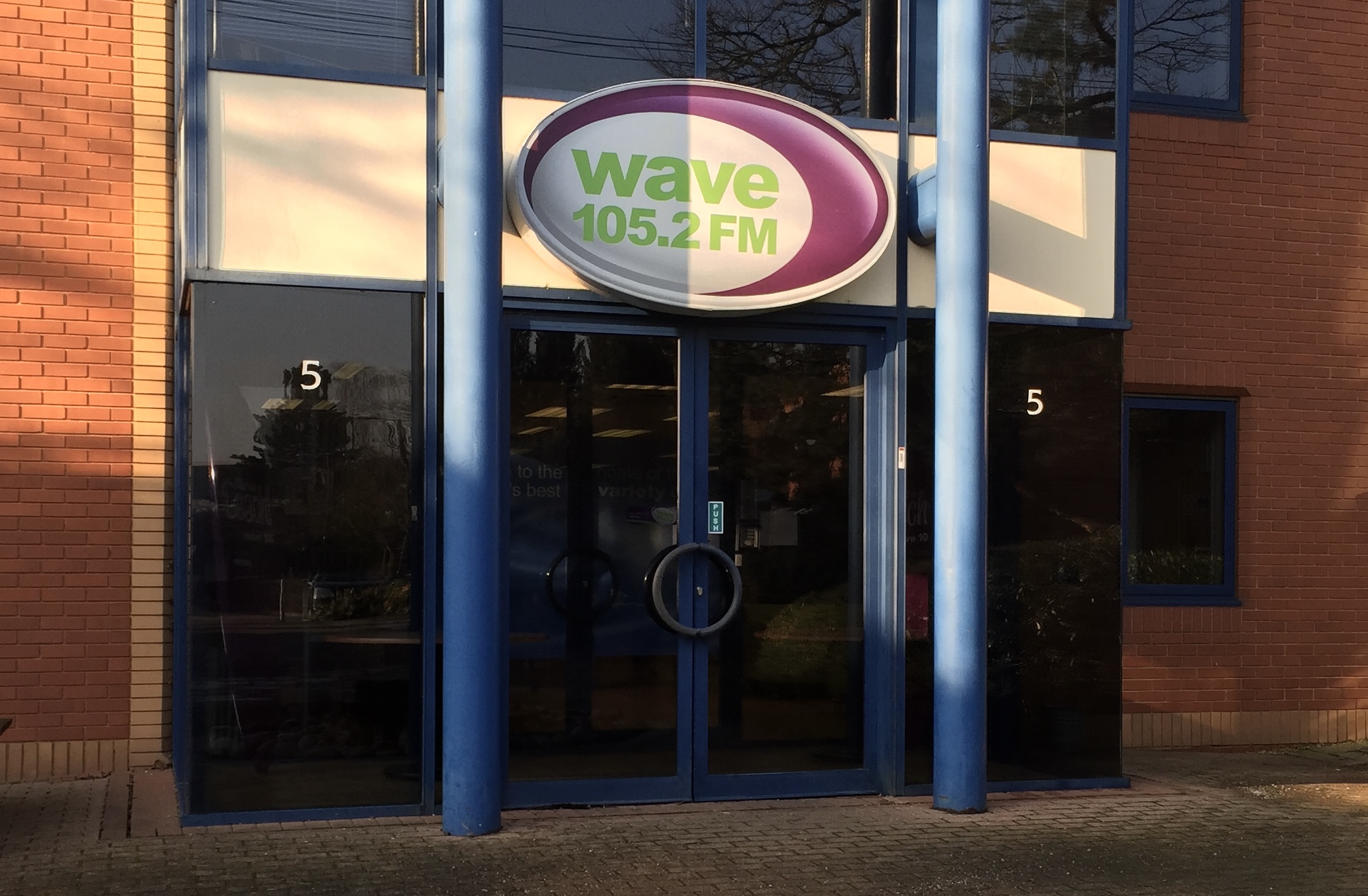 Wave 105’s Poole transmitter to become Greatest Hits Radio – RadioToday