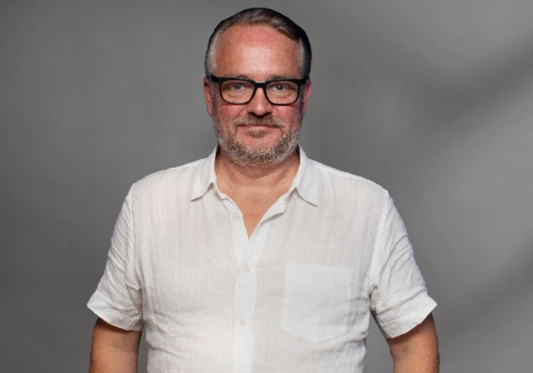 Comedian and writer Charlie Higson returns to Scala Radio