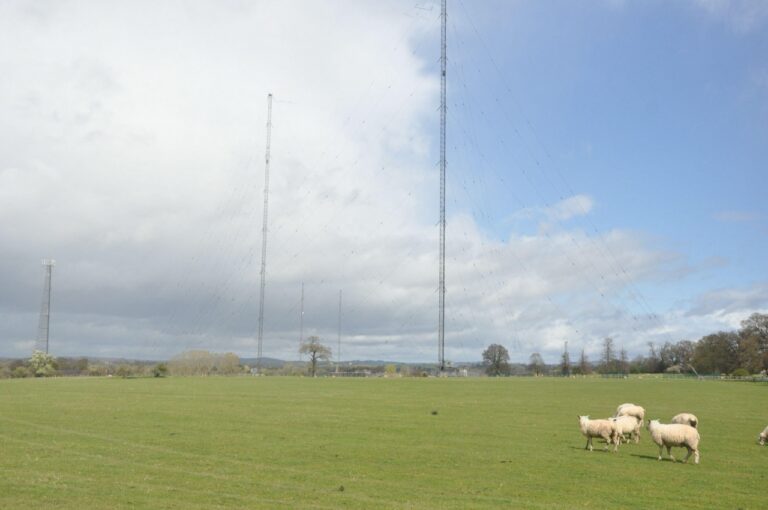 Long wave ends but mast campaign begins