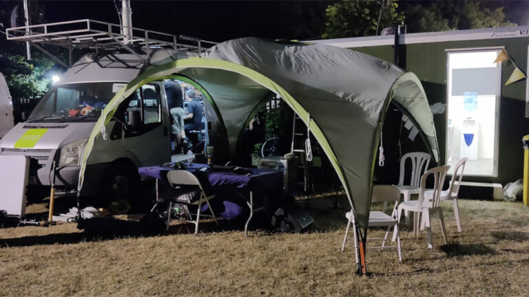 Cambridge Radio goes live from Folk Festival