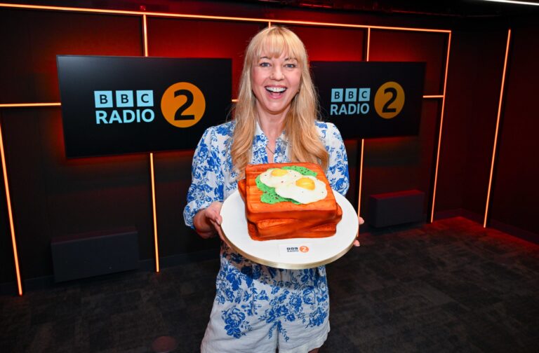 Sara Cox back on Breakfast and it’s About Damn Time