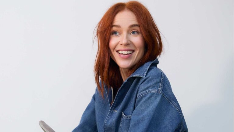 Angela Scanlon gets BBC Radio 2 Drive